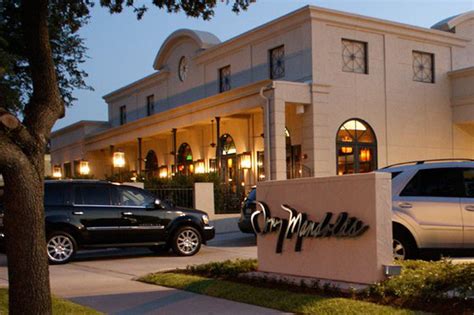 Tony Mandola's Reworks the Happy Hour Menu - Eater Houston