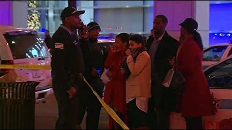 Chicago Police 1 Killed In Shooting At Nordstrom Wsvn 7news Miami News Weather Sports