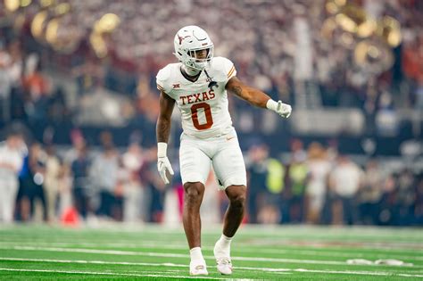 Nfl Draft Profile Texas Tight End Jatavion Sanders Mile High