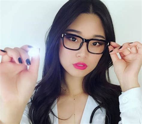 Tingting Asmr Wiki And Bio Net Worth Age And Other Information