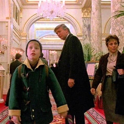 Ananya rane, anurag biwal, freya parekh, karan kapadia, nitya mehra, prashant gairola. Donald Trump sale en la película Solo en Casa - ForoCoches
