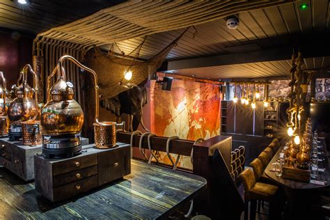 Most people know what rum is, or at least have tried something like a rum coke. Laki Kane Introduce The Spiced Dry Rum Club - ONIN London