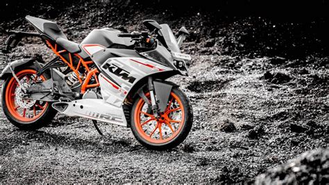 White Ktm Rc 390 Hd Ktm Wallpapers Hd Wallpapers Id 64087