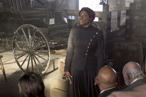 Underground Defies Tv Convention With A Stunning Hour Long Harriet Tubman Monologue Harriet