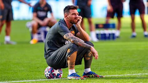 Messi's father and agent jorge told reporters at el prat airport in barcelona on tuesday that his son would sign for the parisian team, ap reported. Lionel Messi 'welcome' at Paris Saint-Germain, says coach ...