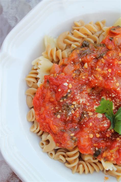 Easy Pasta Sauce Recipe Using Fresh Tomatoes Welcometothemousehouse Com
