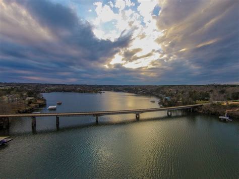 Lewis Smith Lake — Real Estate Photography by Dave Warren