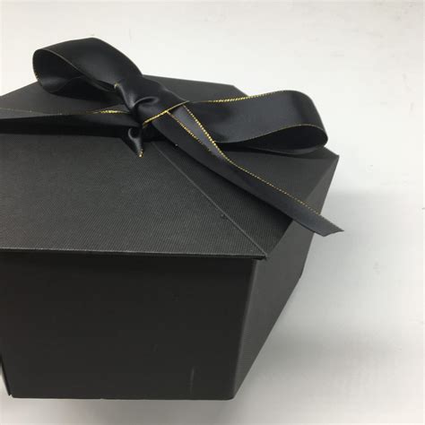Custom 1000pcs Luxury T Boxes Black Ribbon T Boxes For Perfume