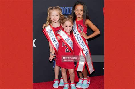 east coast usa pageant ecusa queens shine at the 13th annual rookie usa nyfw show adaline gu