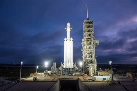 Watch Live As Spacex S Falcon Heavy Rocket Launches Today Scientific American