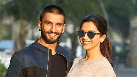Ranveer Singh Deepika Padukone Engage In Instagram Pda As Rumored