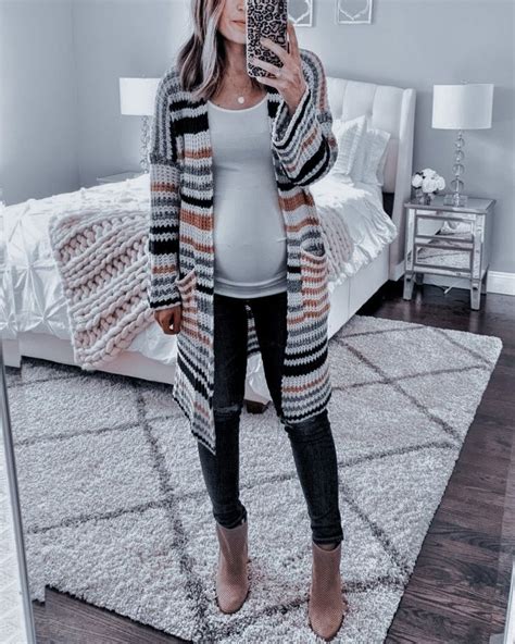 𝐢𝐥𝐲𝐲𝐲𝐦𝐚𝐝𝐝𝐢𝐞 in 2020 Winter maternity outfits Stylish maternity