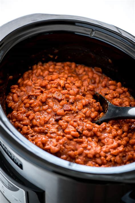 slow cooker baked beans with bacon garnish and glaze