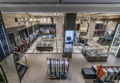 Retail Garment Shop Interior Design Oy Gsd025 Clothing Display