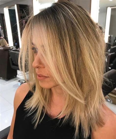 Try These Flattering Haircuts For Thin Hair to Refresh Your Look ...