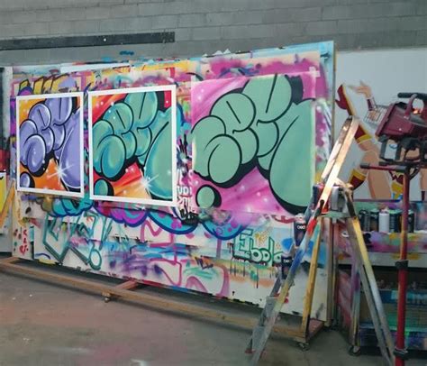 Graffiti Artist Seen Super Bubble Aerosol On Canvas Dirtypilot