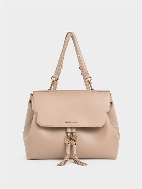 This brand designs its products based on the latest fashion trends and has a very strong international. Charles And Keith Handbags Malaysia | Handbag Reviews 2020
