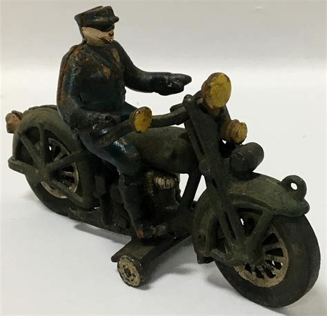 Lot Vintage Cast Iron Harley Davidson Motorcycle W Policeman Rider 8