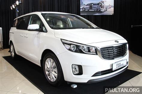 It is available in 8 colors, 1 variants, 1 engine, and 1 transmissions option: Kia Grand Carnival launched in Malaysia - 2.2 CRDI, three ...