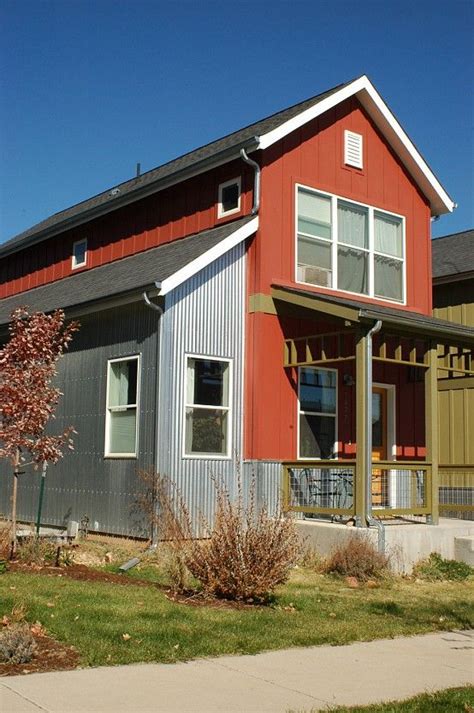 Green is a bit of a wild card as a siding color, but it is a wonderful option for those interested in evoking mother nature. Corrugated Metal Siding: A Modern Accent | Metal building ...