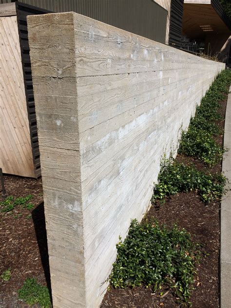 Retaining Wall Wood Grain Look In Concrete Jardim Muro