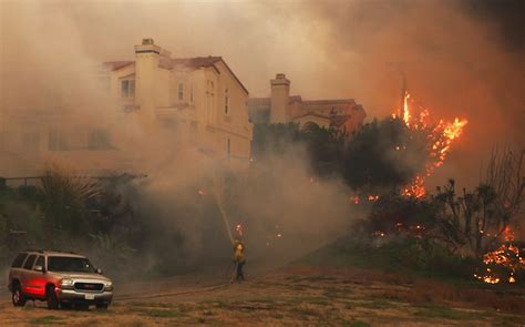 Puede afectar a estructuras y a seres vivos. Incendio en California deja al menos 9 muertos