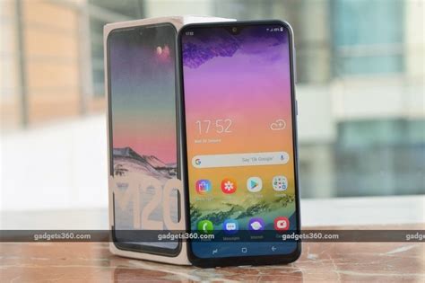 Samsung Galaxy M20 Galaxy M10 To Go On Sale For Third Time On Amazon