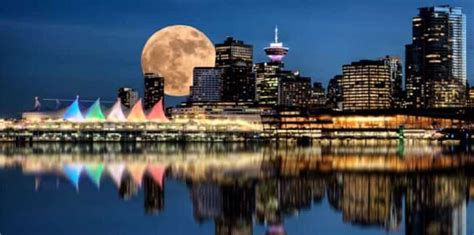 A Ginormous Full Super Worm Moon Will Illuminate Vancouver Skies