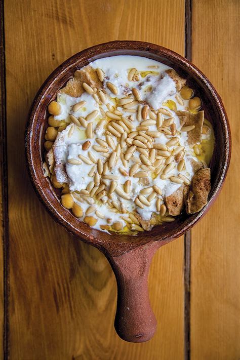 Fattet Hummus Chickpeas With Pita And Spiced Yogurt Lebanese Recipes