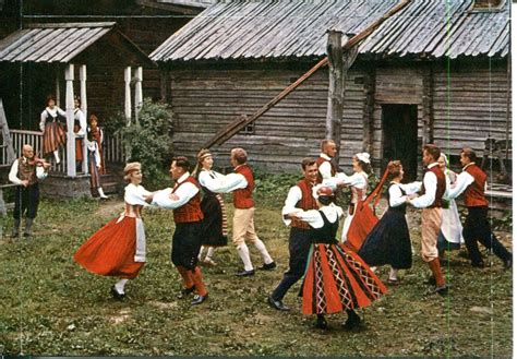 Collect Roc Finland Postcard Traditional Costumes Thanks Annelik