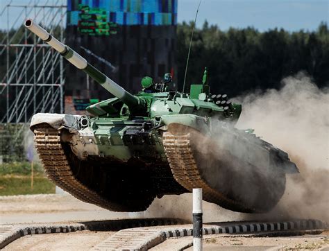 Meet Russias Flying Tanks Check Out The T 72b3 Tank The National