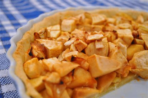 Tarte aux pommes Une pâte brisée faite maison des pommes