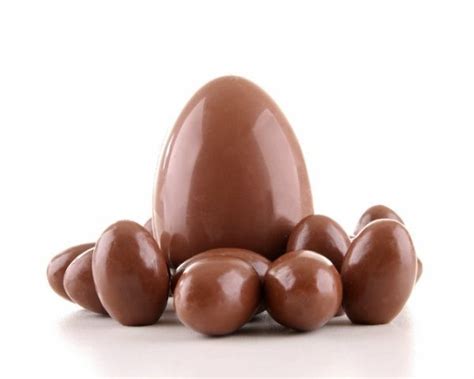 the world s tallest chocolate easter egg