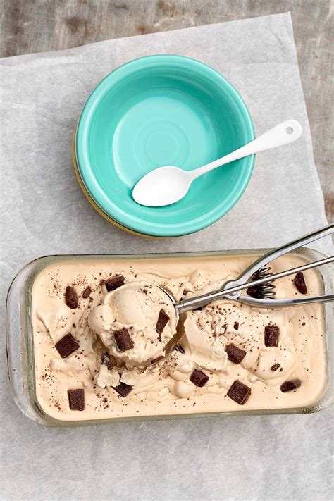 No Churn Kahlua Chip Ice Cream Is Fun To Make And Oh So Delicious To