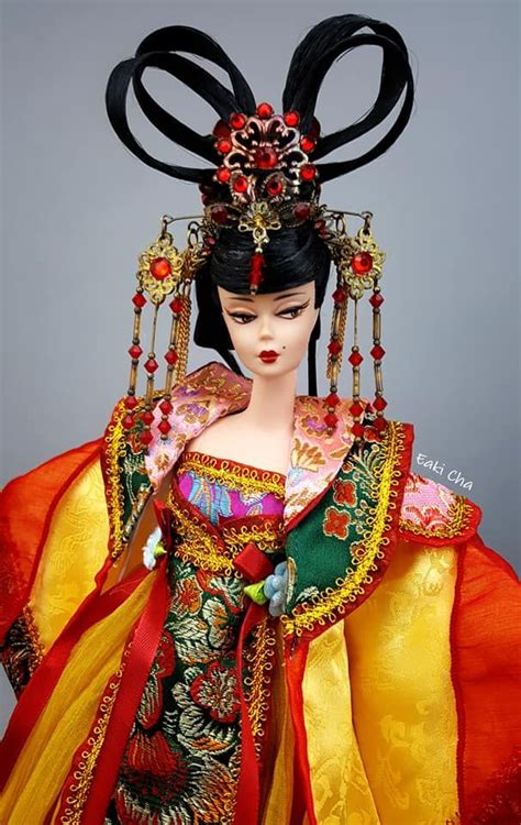 Barbie Silkstone Red Moon Chinoiserie New Hair Style With Chinese Dress