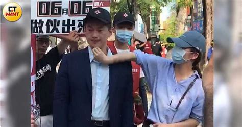 The site owner hides the web page description. 3Q陳柏惟試婚直擊! 未婚妻「默杵一旁變空氣」互動冷淡 | ETtoday政治新聞 | ETtoday新聞雲