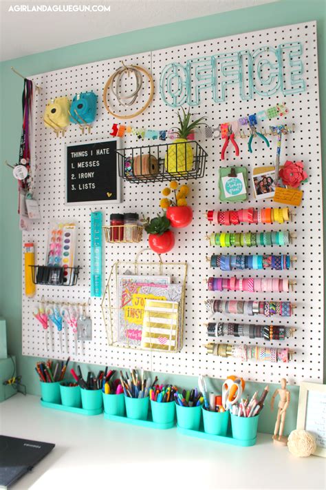 Over 30 Ways To Organize With A Peg Board Craft Room Design Craft