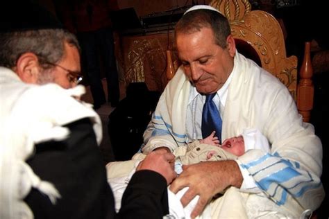 woman fined 140 a day for refusing to circumcise son rabbinical judges in the case said they