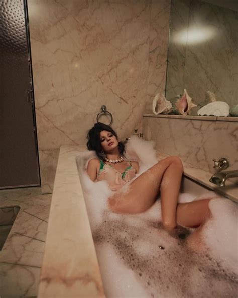 Kendall Jenner Naked Celebrity Pics Celebrity Leaked Nudes The Best