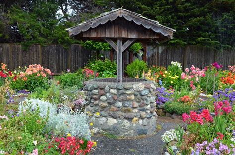 367 Garden Wishing Well Stock Photos Free And Royalty Free Stock Photos