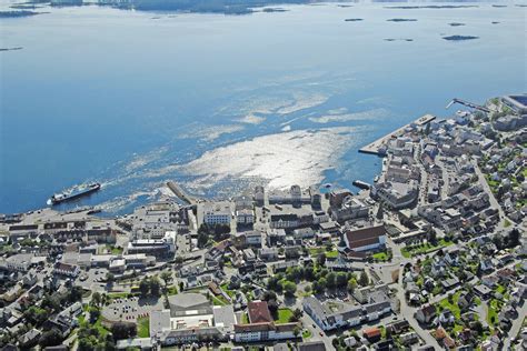 Molde is a town in møre og romsdal situated at the north shore of the molde fjord where it enjoys one of the best locations in norway. Molde Harbour in Molde, Norway - harbor Reviews - Phone Number - Marinas.com