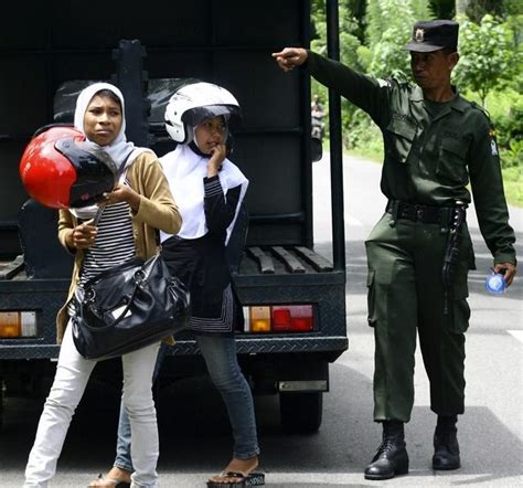 indonesia ‘suspected lesbians detained human rights watch