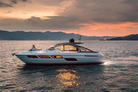 Pershing 5x Luxury Speed Motor Yacht Pershing Yacht