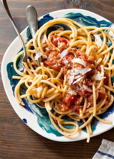 I say quintessential because everyone needs a good pasta sauce recipe. List Of Different Italian Pasta Sauce Types You Can Make Home