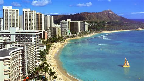 Waikiki Beachdiamond Head Honolulu Hawaii Waikiki Beach Hotels