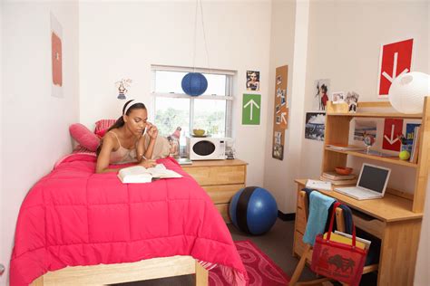 5 Tips And Tricks For Decorating A Single Dorm Room College Fashion