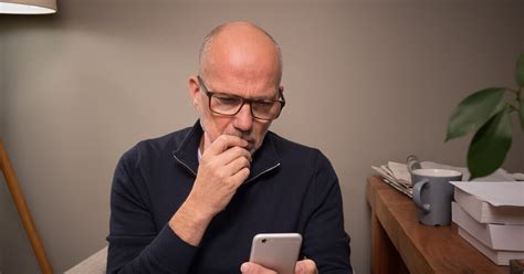 Action fraud receives more than 400,000 reports of phishing emails each year, and according to the mimecast's state of email security 2020. Phishing mails: hoe herken je ze? | Proximus