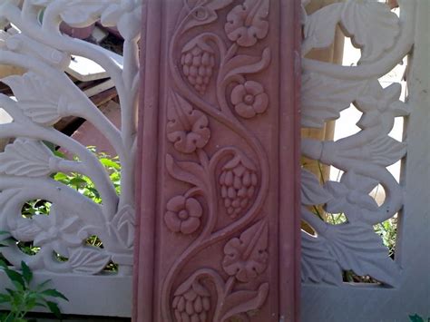 Inch Carved Red Sandstone Jali At Rs Sq Ft In