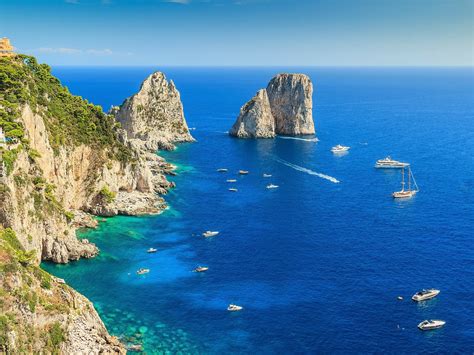 Amalfi Coast In Italy Hd Wallpaper Hintergrund 2048x1536 Id