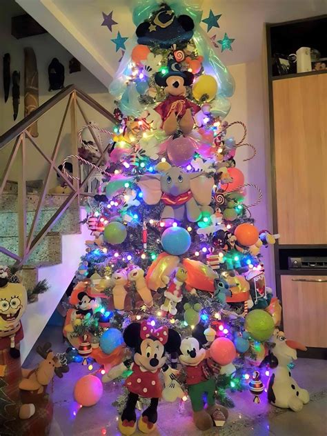 Las princesas disney nunca pasarán de moda y a todos nos encanta y nos enternece ver las películas de disney. Pin de Perla Santillan en Decoraciones de arboles ...